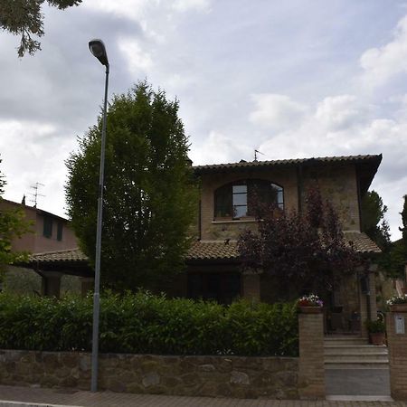 サン・クイーリコ・ドルチャ La Torre Houseヴィラ エクステリア 写真